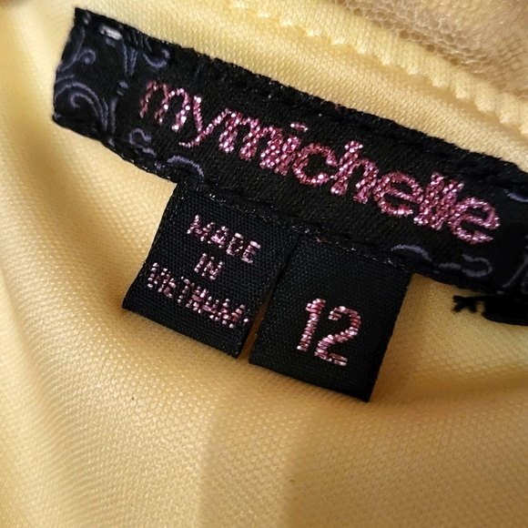 Beautiful girls formal spring dress. Yellow with sequins and sheer accents. - Picture 3 of 3